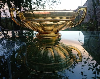 Val St. Lambert, Art Deco, Coupe Noemie, 1935, by Charles Graffart, Rene Delvenne, amber colour, top condition, bottom signed Val St Lambert