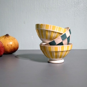 Sarreguemines DIGOIN France, bols antiques shabby. Taille moyenne, motifs cherchés, célèbres bols café au lait. Années 1930. Choix. Vintage