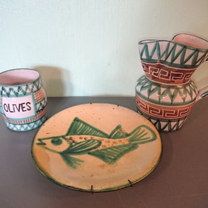 Robert Picault, Vallauris, typical ceramics, Vallauris, France. Era Picasso, Capron, Madura, Derval. Mid century. 1960s.
