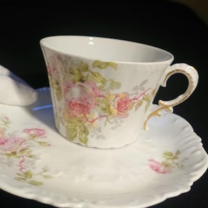 Antique, large Limoges cup, unique piece, 1900, delicate rose pattern, thin, hard porcelain, typically Limoges, snow-white, good condition