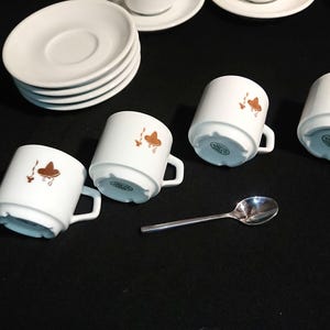 APILCO, 4 petit café cups, original restaurant cups, French espresso cups, vintage, small, strong and heavy. With imprint.