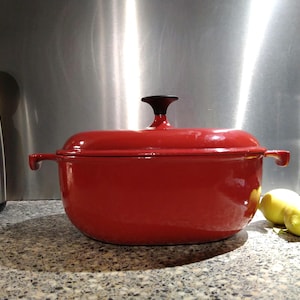Vintage 1970's Le Creuset Enzo Mari Mama Saffron Yellow-orange Enameled