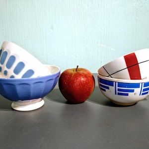 Cafe au lait bowls and cups, choice. Sarreguemines, Boch, antique shabby bols, sought-after patterns, mix, 20s/40s Vintage Franco-belgian