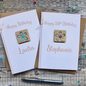 Geburtstagskarte mit Blumenstrauß, personalisierte Karte für sie, handgemachte Karte für Mama, Geburtstagskarte 30./40./50./60. Geburtstag, Meilenstein-Geburtstagskarte,