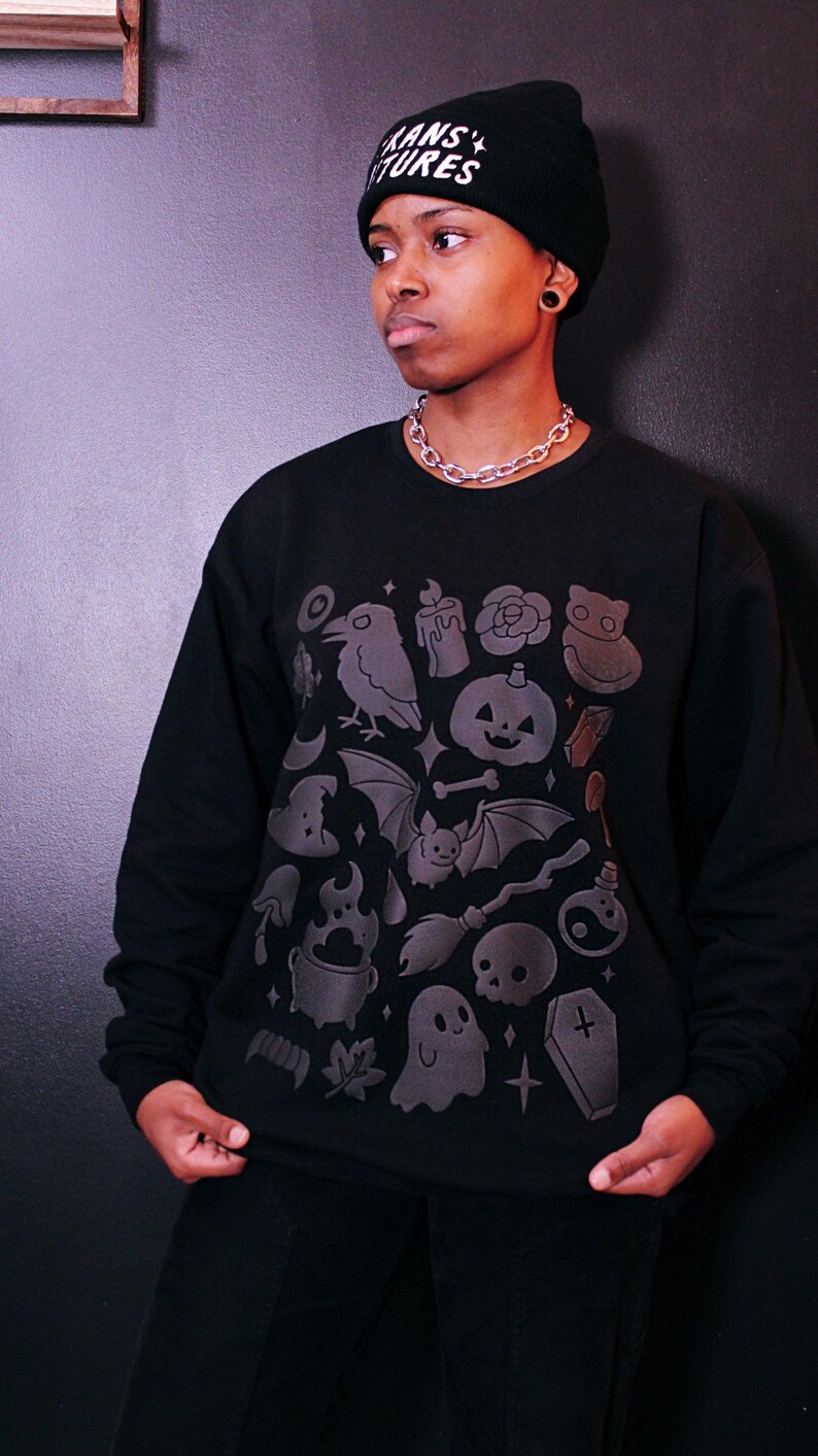 Spooky Essentials Spooky Essentials Fleece Sweater - Puff Print Unisex Crewneck Black ...