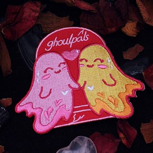 Ghoulpals Lesbian Patch - Iron On Embroidered Patch Lesbian Flag Ghosts Girlfriends Queer LGBTQ Gay Pride Sapphic WLW Spooky Cute Halloween