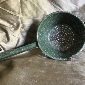 Louche à eau vintage rare en granit vert