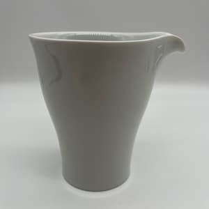 Arzberg Germany White Porcelain Creamer