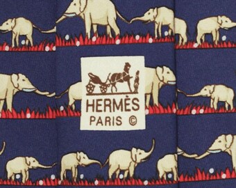 Corbata de seda para hombre Hermes con estampado de elefantes 7621 / Corbata