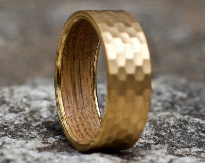 18k Gold Hammered Textured Wedding Band for Men Women, Gold Engagement Band with Bourbon Wood Inlay, Wood Wedding Band Gold Hammered Ring