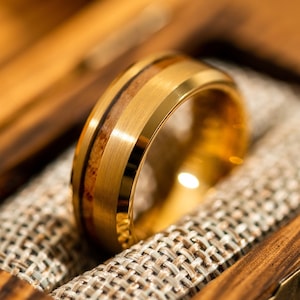Gold Wood Wedding Band for Men, 18k Gold Wedding Engagement Ring, Wood Wedding Band, Gold Ring for Men, Wood Ring, Handmade Unique Jewelry
