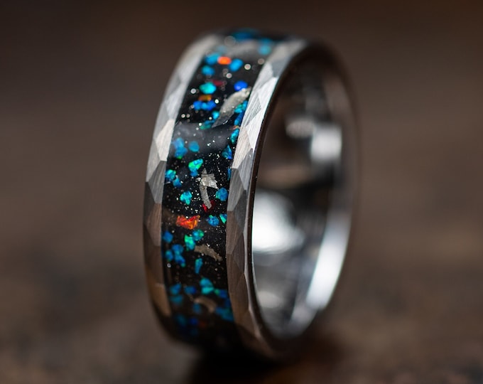 Hammered Silver Wedding Band with Opal and Meteorite Inlay, Faceted Tungsten Ring Crushed Opal and Meteorite for Men Women, Wedding Band