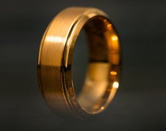 Minimalist Gold Tungsten Wedding Band with Brushed Finish, 18k Gold Ring with Stepped Edges, Gold Engagement Band for Men Women 6mm 8mm