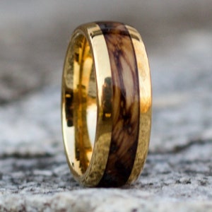Gold Wedding Band, Mens Gold Wedding Band, Wood Wedding Ring, Whiskey Barrel Ring, Gold Tungsten Ring for Men, Wooden Jewelry