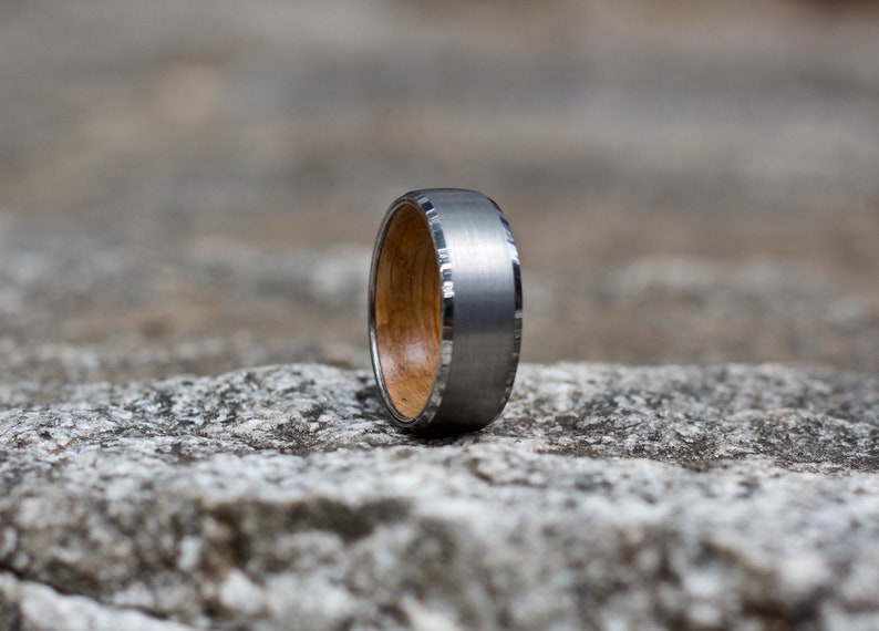 Wood Wedding Band Men Mens Wedding Band Mens Ring Mens Wood Ring Wedding Band Whiskey Barrel Ring Wood Ring for Men Wood Inlay Ring