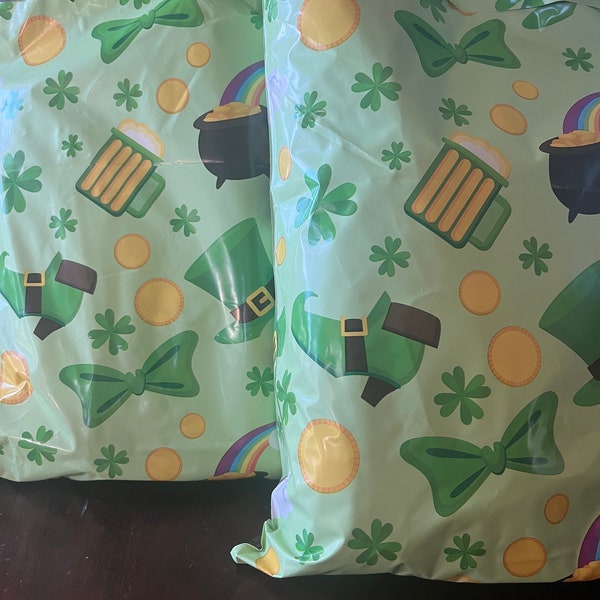 Mystery Grab Bags | Suprise | Handmade Gifts | Tote Bag | Zipper Pouch | Fun and Pretty | St Patrick’s Day Theme