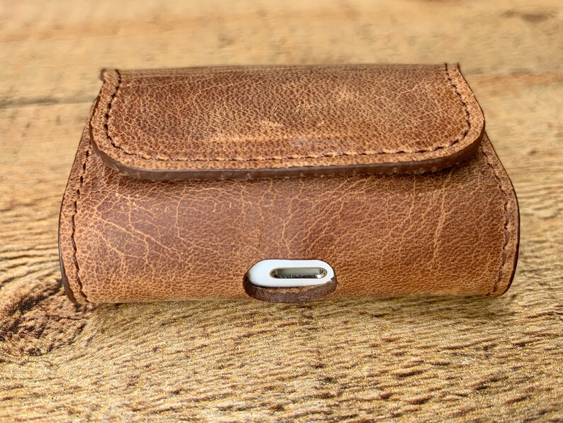 MisterCrafter AirPods Case - Thumbnail 2