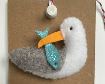 FELT BROOCH 'Hungry Seagull'