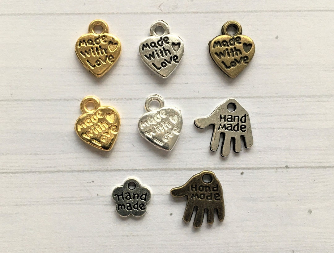 10/15 X HANDMADE SILVER TONE Metal Charms/labels, 10 X Hearts, 10 X ...