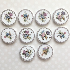 Vintage Style Floral Wooden Buttons, Sewing Embellishments (10 pc)
