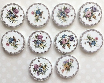 Vintage Style Floral Wooden Buttons, Sewing Embellishments (10 pc)