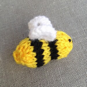 Bee PDF Knitting Pattern - Etsy