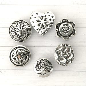 Metal shank buttons, various sizes