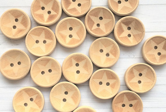 20 Mm WOODEN STAR PRINT Buttons X 8, Natural Colour Wooden Buttons