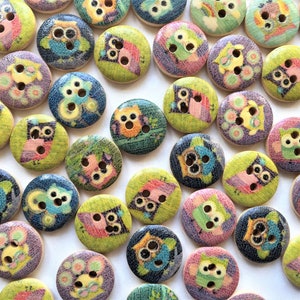 15 mm OWL BUTTONS x 10, Natural backs cute wooden owl buttons, Painted bird buttons, wooden owl buttons, Craft buttons, sewing accessories