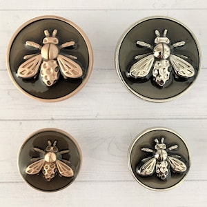 18mm/25mm METAL ENAMELLED BEE Buttons, Gold/bronze and Silver/gunmetal enamelled metal shank buttons, Bee  buttons. Coat / jacket buttons.
