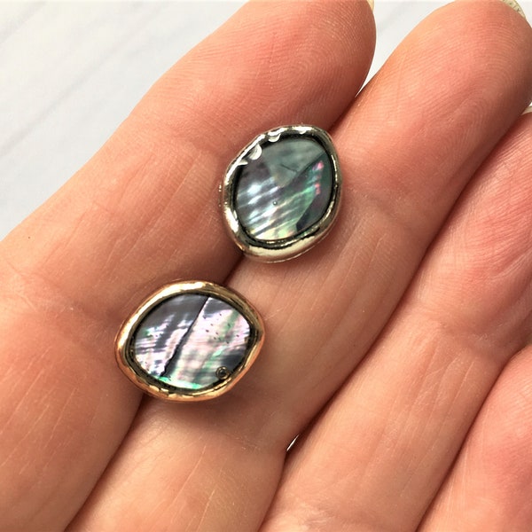 13mm x 11mm BLACK MOTHER of PEARL gold or silver metal shank buttons, Beautiful blue/lilac mother of pearl buttons, Coat / jacket buttons.