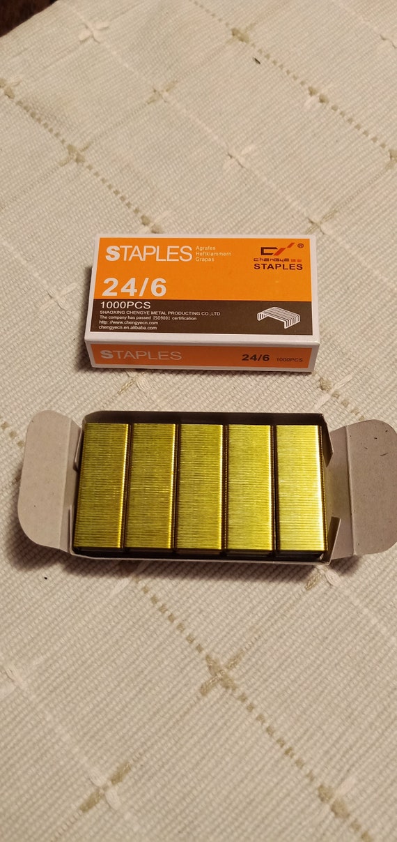 Coloured Staples : 24/6 No. 16 Yellow/gold, Green, Pink, Blue, Black 1000  Pieces in 1 Box Gift Ideas Back to School 