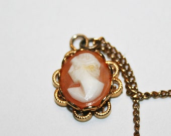 Vintage Judy Lee Gold Filled or Gold Plated Hand Carved Cameo Pendant Necklace