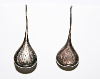 Vintage Engraved Sterling Silver Drop Earrings