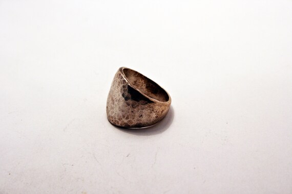 Size 7 - Wide Sterling Silver Hammered Ring - image 4