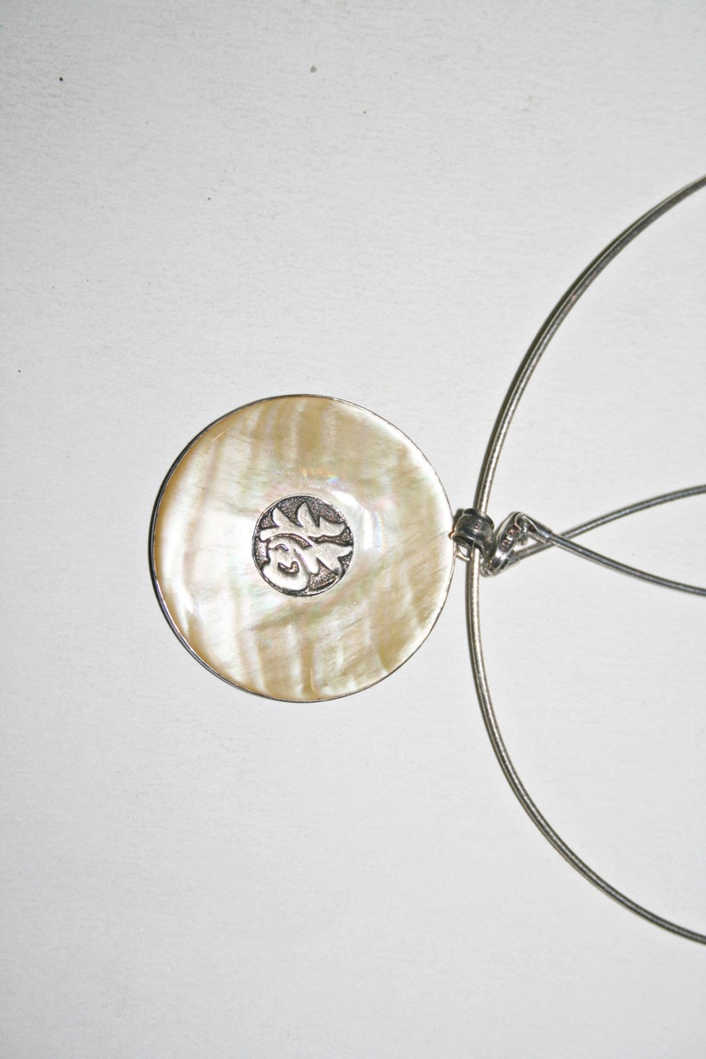 Vintage Sterling Silver Asian Character MOP Pendant Necklace