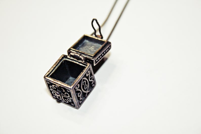 Vintage Sterling Silver Mini Prayer Box Pendant Necklace on Sterling Chain