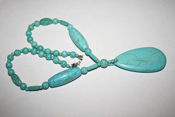 Vintage Turquoise Blue Howlite Necklace - image 4