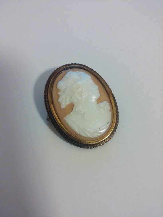 Art Deco Czech Glass Psyche Cameo Brooch - image 4