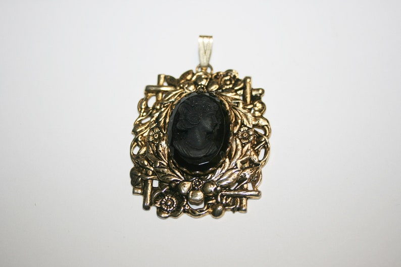 Vintage Glass Cameo Pendant image 1