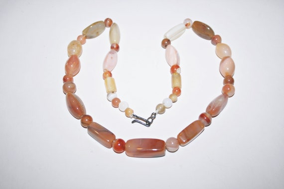 Vintage Polished Agate Stone Beaded Necklace - image 1