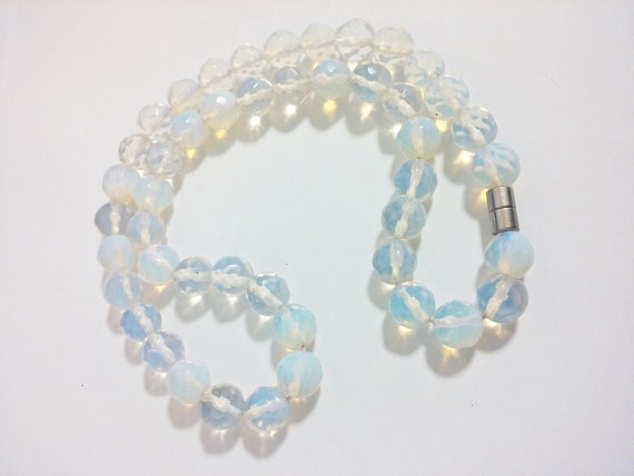 Czech Faceted Opaline Glass Necklace - image 9