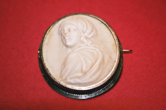 RARE 2" Antique French Dripstone Cameo Brooch of … - image 3