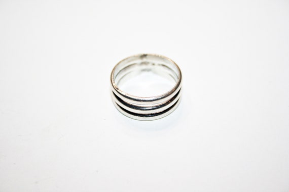 Size 6 - Sterling Silver Triple Band Modernist Ar… - image 4