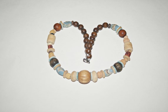 Vintage Beaded Necklace - image 1