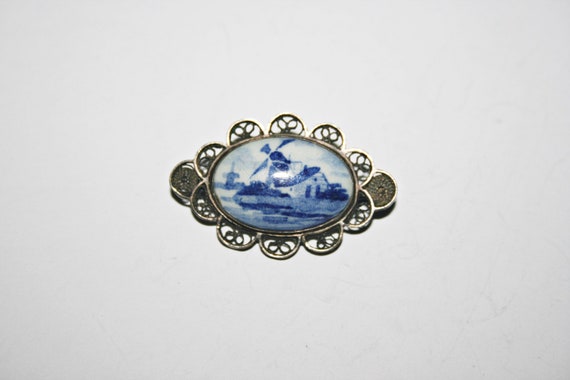 Vintage Delft 800 Silver Brooch - image 1