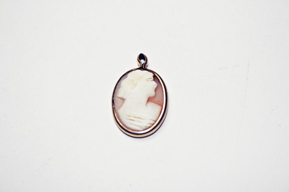 Vintage Gold Filled Hand Carved Shell Cameo Penda… - image 1