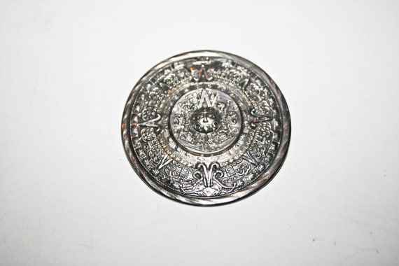 Vintage Sterling Silver Mayan Calendar Brooch - image 5