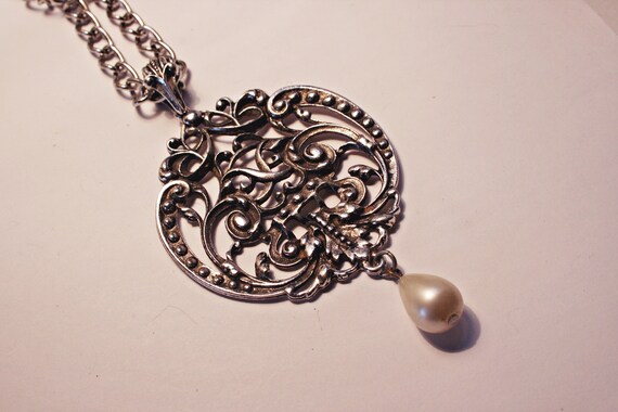 Vintage Avon Silver Tone Ornate Drop Necklace - image 1