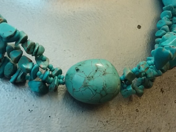 Vintage Southwestern Turquoise Howlite Necklace - image 6